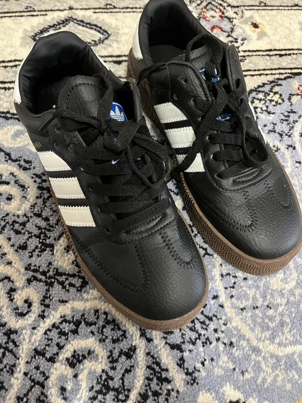 Adidas lux kopiya/ Alaila makasima original