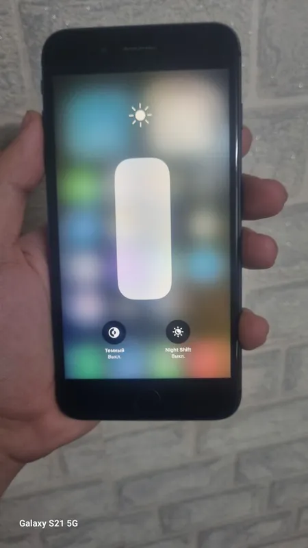 Iphone 8+ 1 Iphone 8+ 1