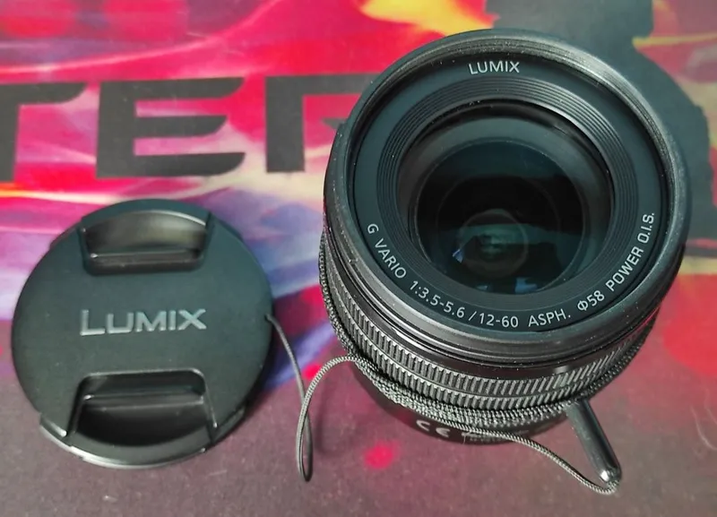 Объектив Panasonic Lumix 12-60 — фото 2