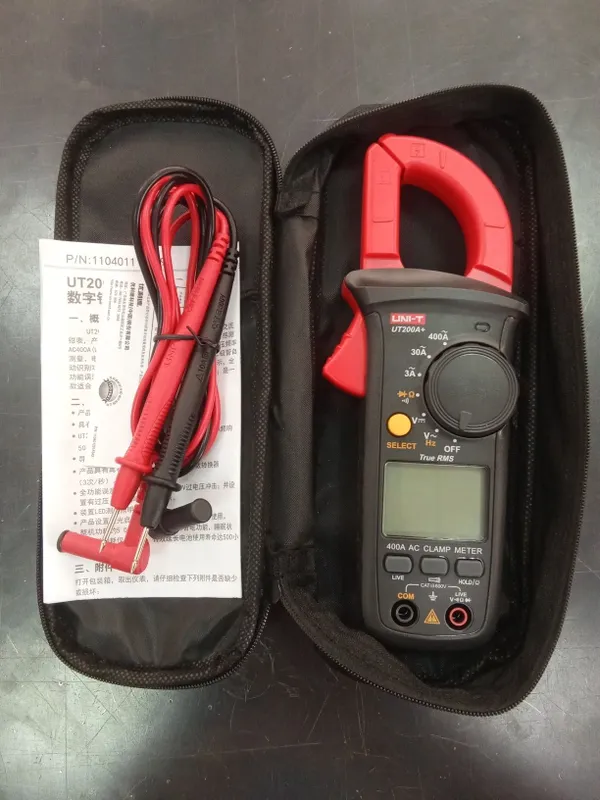 Testor muktimetr klemmetr UNI-T 200A+