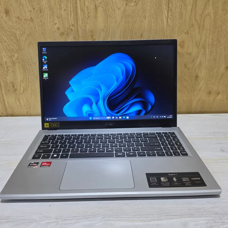 Ноутбук Acer Aspire 3 1 Ноутбук Acer Aspire 3 1