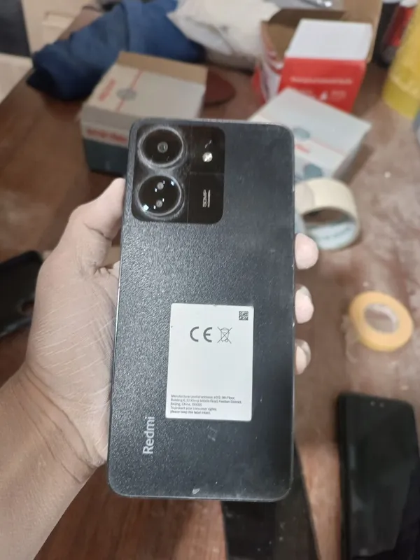 Redmi 13 c . 2