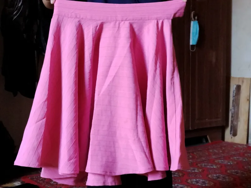 pushti yupka 5va6 yoshli qizlar uchun pushti yupka 5va6 yoshli qizlar uchun
