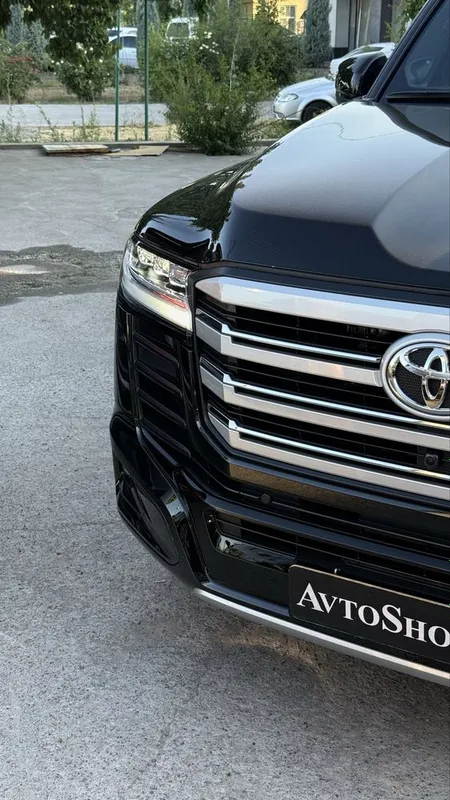 Tayota Land Cruiser 300 5 Tayota Land Cruiser 300 5