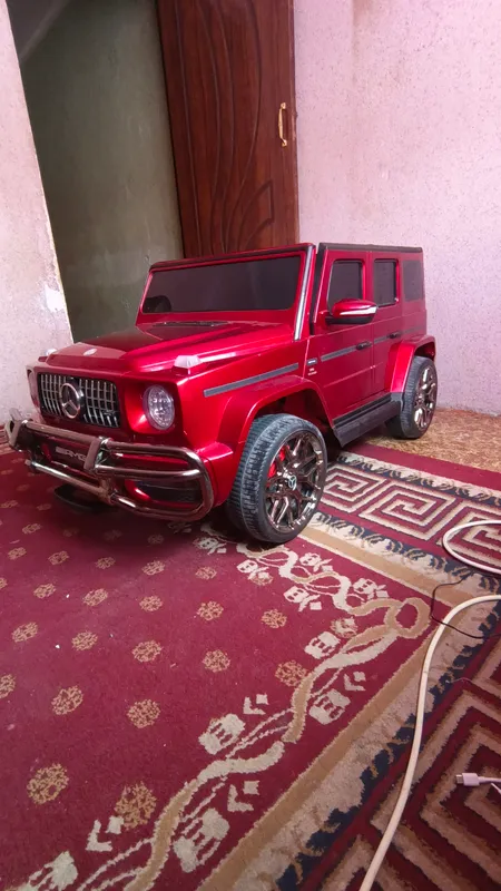 Mercedes Benz лицензионная детская машина — фото 3
