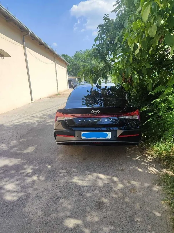 Узимники зур холатда Hyundai Elantra 1 Узимники зур холатда Hyundai Elantra 1