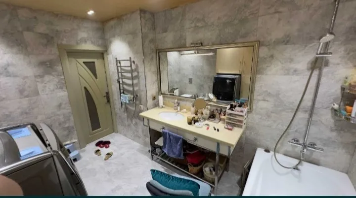 5-комнатная квартира, 115 м2, Мирабод 8