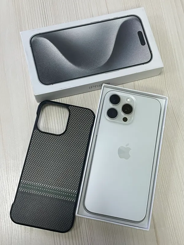 iPhone 15 Pro Max 1 iPhone 15 Pro Max 1