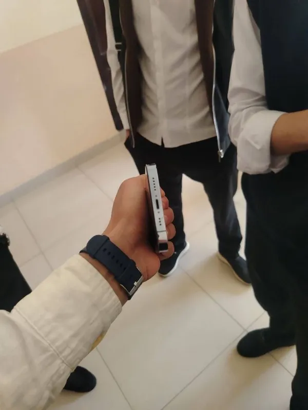 Iphone 13pro 256 gb 76% aybi yuq 3