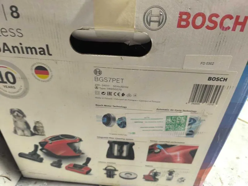 BOSCH Serie|8 BG7PET 220-240V 2