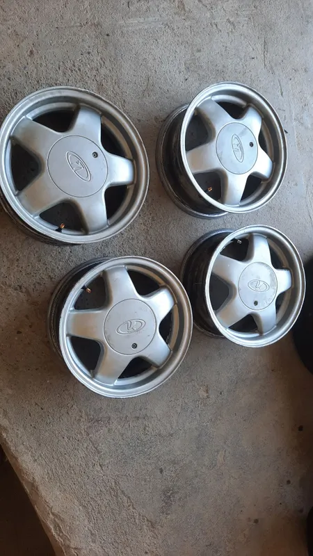 14 Lada kalena diska sotiladi
