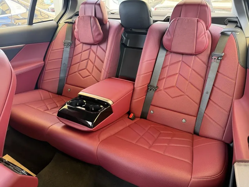 Bmw i5 40l 713km zapas xod 2025-Yil 5.000Km +dop option Tv Hud Obves — фото 2