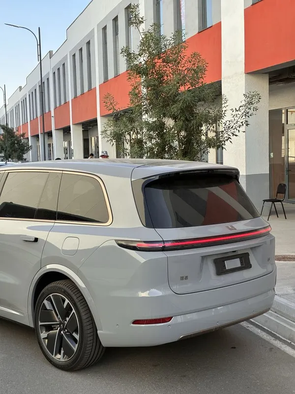Li 9 ultra, 2025 с пробегом 5 Li 9 ultra, 2025 с пробегом 5