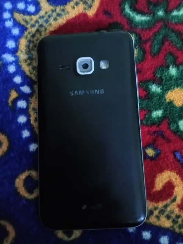 Samsung J1 2016 — фото 4