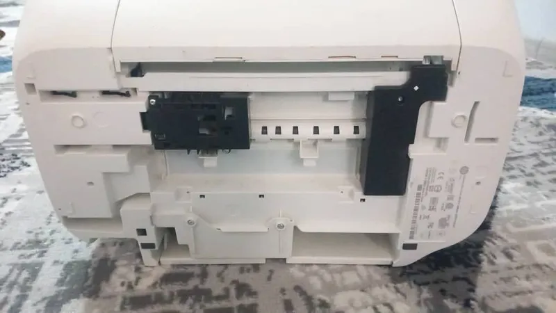 Плинтр hp Desk jet 2320 2 Плинтр hp Desk jet 2320 2