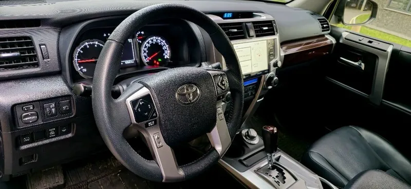 Toyota 4 runner 4 лит. — фото 5