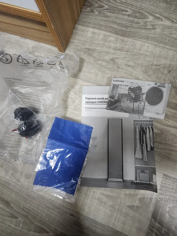 Паровой шкаф Samsung AirDresser DF60R8600CG/LP — состояние нового 5