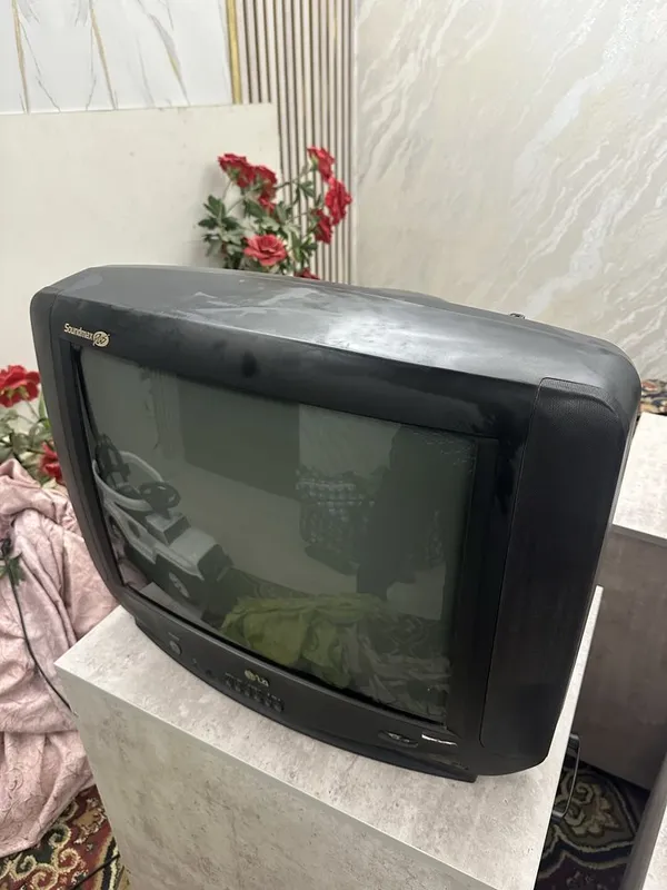 Televizor sotiladi Toshkentda 3 Televizor sotiladi Toshkentda 3