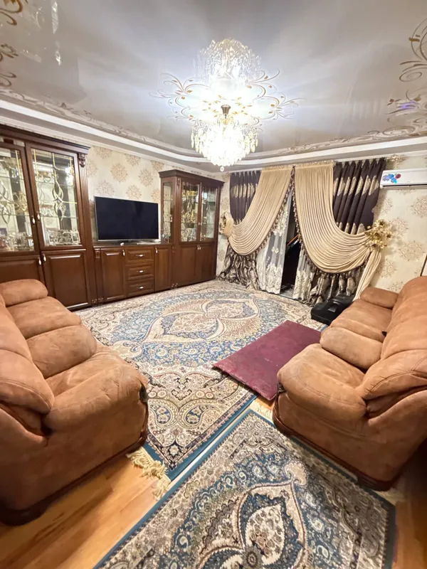 3-комнатная квартира в ЖК Yashnobod tumani Elbek 24