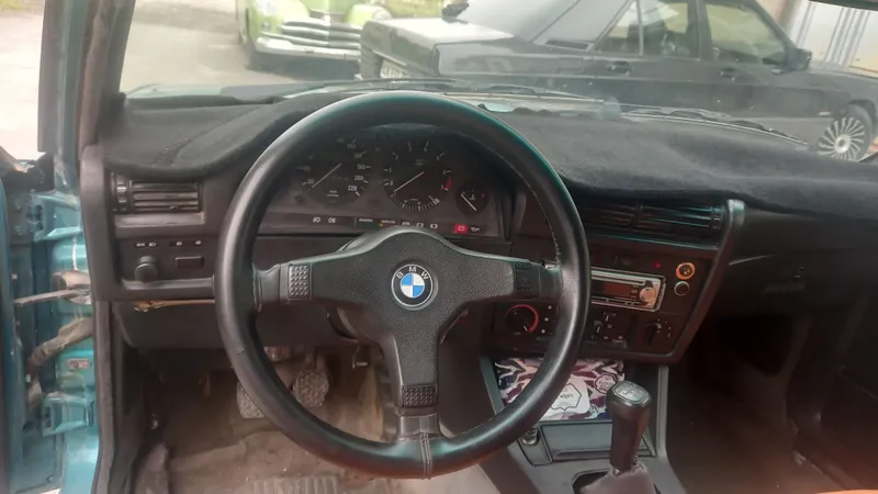 BMW E30 купе сотилади — фото 3