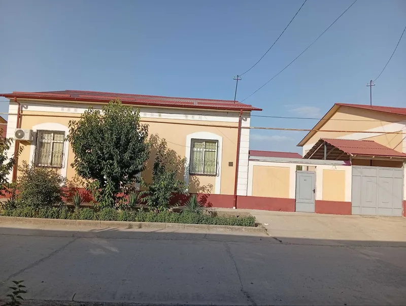 Коттедж сотилади