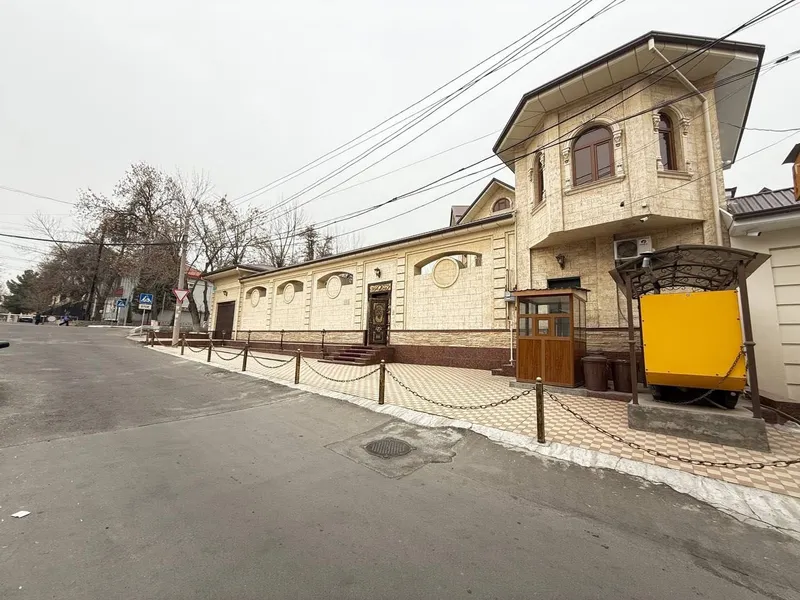 Продается Дом 10 соток ул.Юсуф Хос Ходжиба, ресторан Джуманджи 1