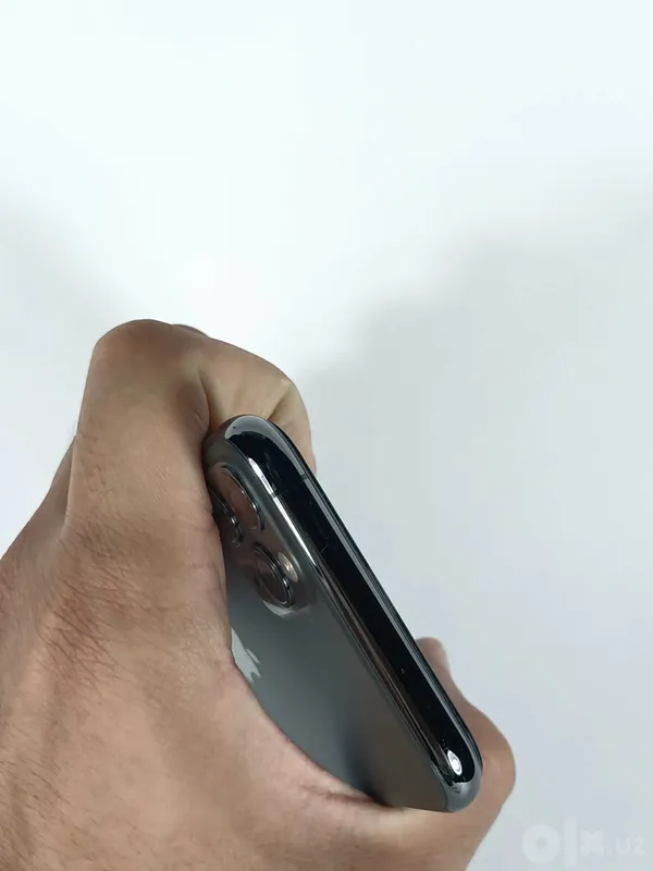 iPhone 11 Pro, 64 ГБ, состояние аккумулятора 70% 4 iPhone 11 Pro, 64 ГБ, состояние аккумулятора 70% 4