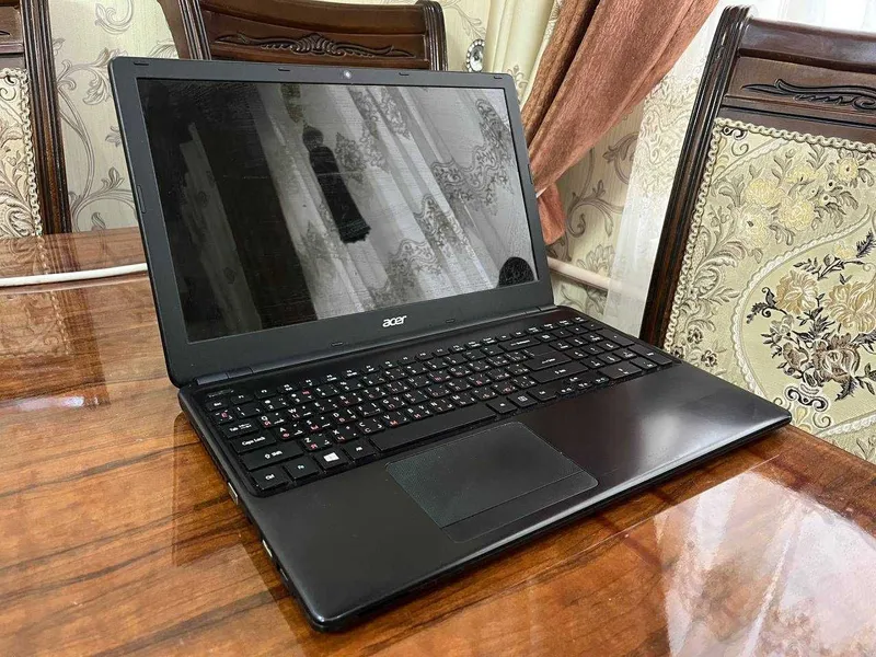 Продаётся ноутбук Acer за 900 000 сум 1 Продаётся ноутбук Acer за 900 000 сум 1