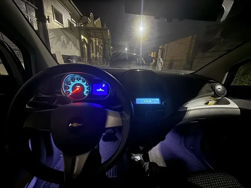 Спарк сотилади автомат 4 позиция 6