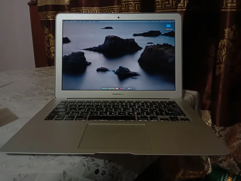 MacBook  air