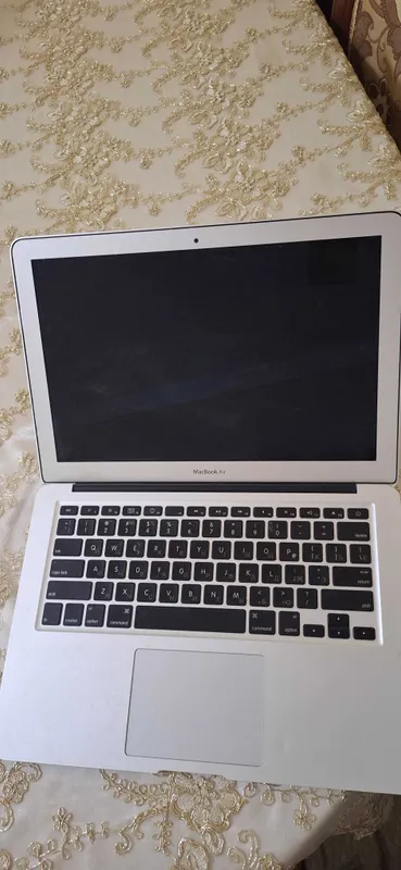 MacBook Air 11 2010 года