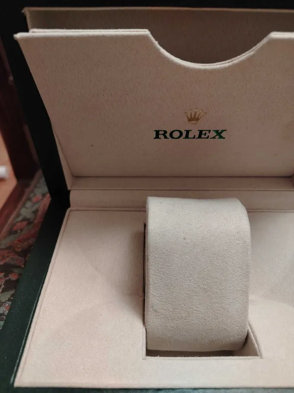 Продам коробку от часов Rolex, недорого 4 Продам коробку от часов Rolex, недорого 4