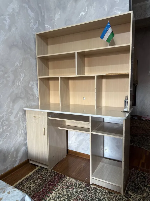 Книжный шкаф + компьютерный стол (2in1) 1