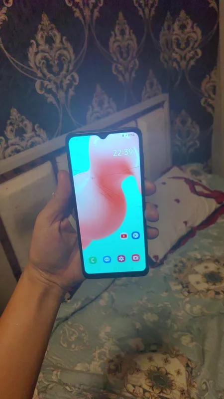 Samsung A12 32gb oynagi singan sotiladi 2 Samsung A12 32gb oynagi singan sotiladi 2