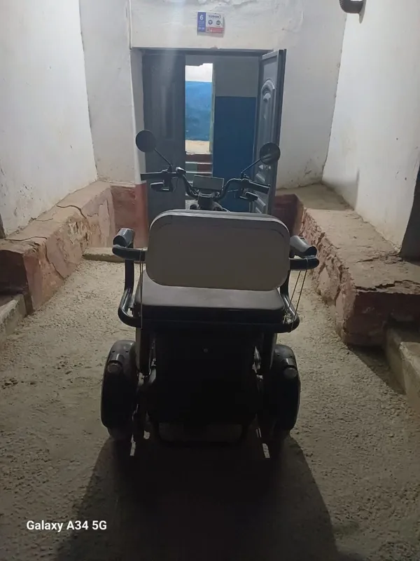 Bonnvisk tezda sotiladi 5