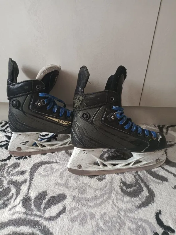Хоккейные коньки CCM RIBCOR 44K 2 Хоккейные коньки CCM RIBCOR 44K 2