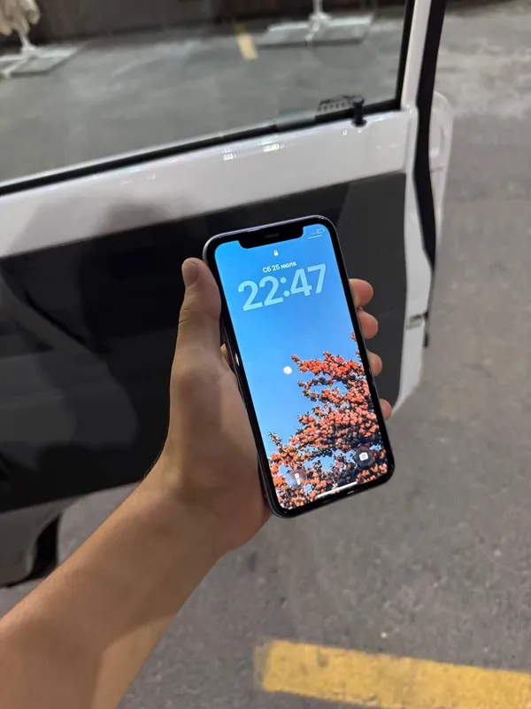 Iphone 11 ochilmagan 1