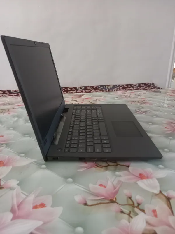Lenevo Nowtbuk 2 Lenevo Nowtbuk 2