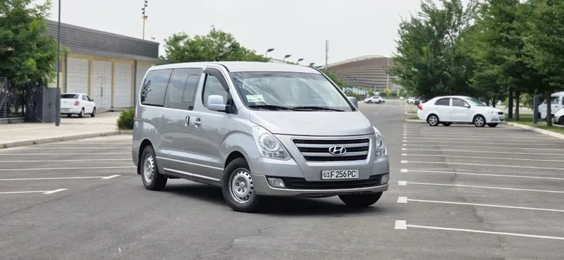 Отвезем в горы на минивене Hyundai H1 (7 пассажиров) 1