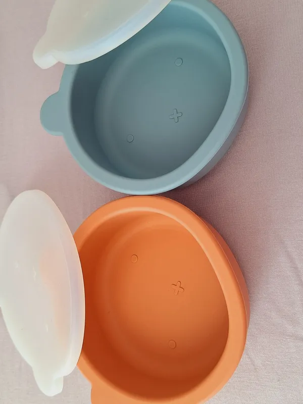 Силиконовые детские миски с крышками 3