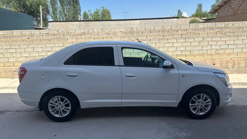 Chevrolet Cobalt — фото 2
