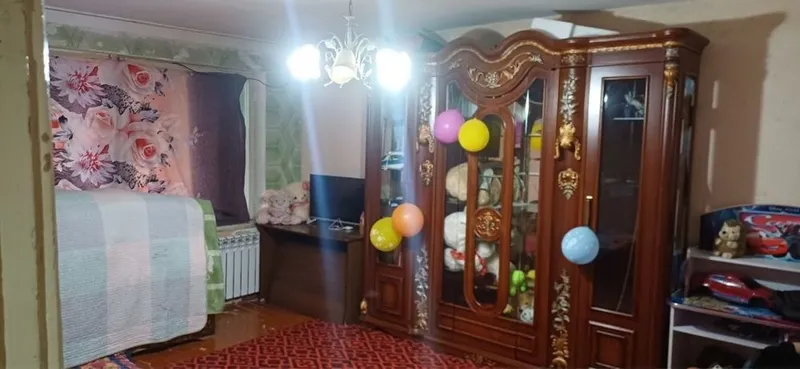 Dom sotiladi 3xona ataplenasi bor remonti orta 5