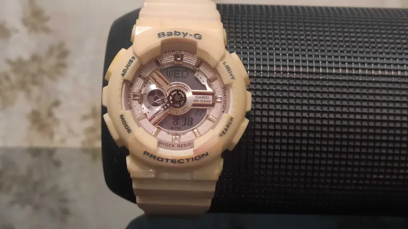 Casio Baby-G (model BA-110) - с хронографом — фото 1