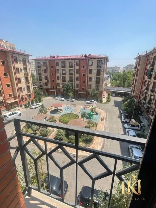 3-комнатная квартира в ЖК Parkent Village (3/4/5) 1