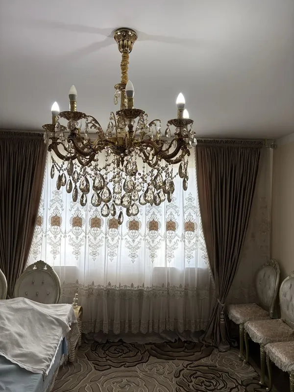 SROCHNO Lustralar sotiladi ideal holatda 3 SROCHNO Lustralar sotiladi ideal holatda 3