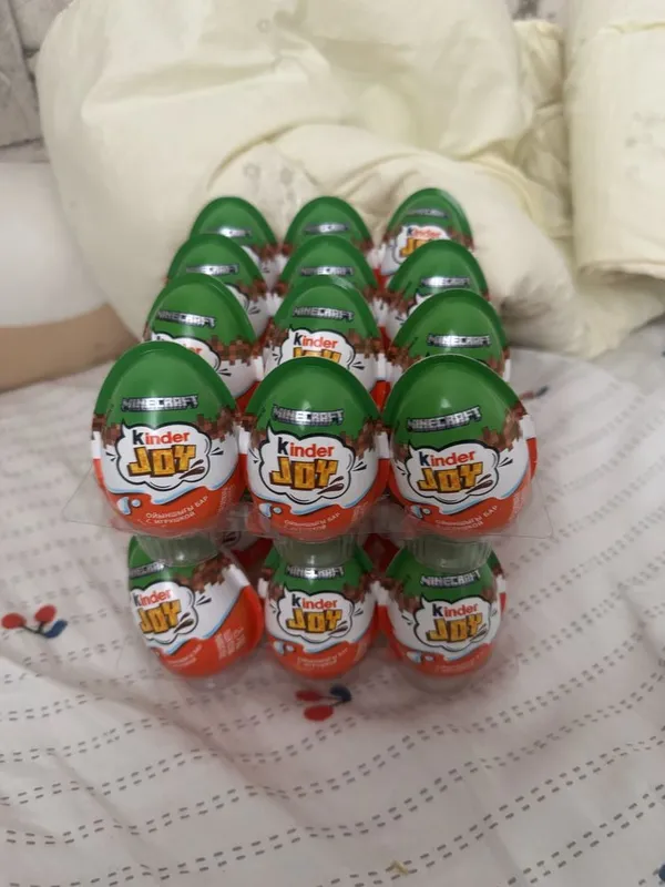 kinder joy manecraft
