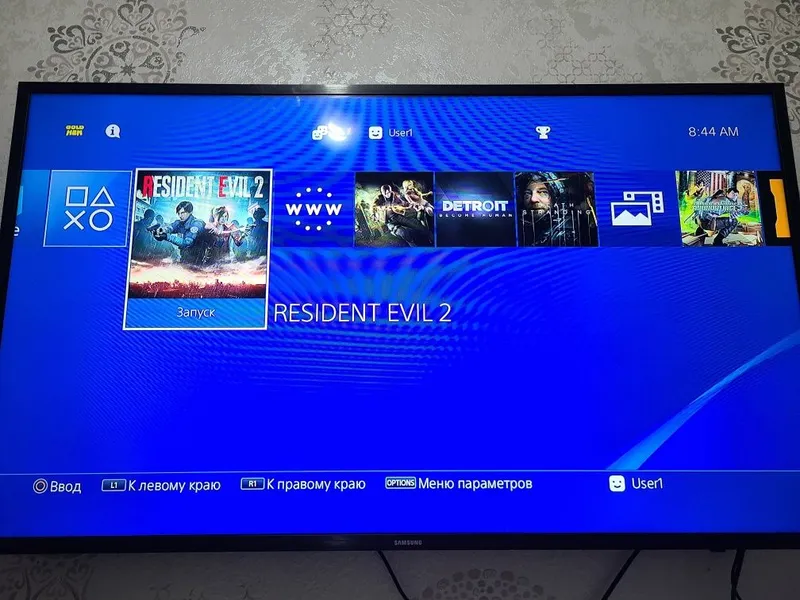 Play Station 4 slim 2 Play Station 4 slim 2