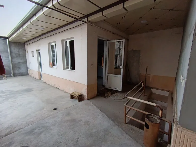 Tayyor uchaska sotiladi yevro remont 4 xona 3.2 sotix — фото 3
