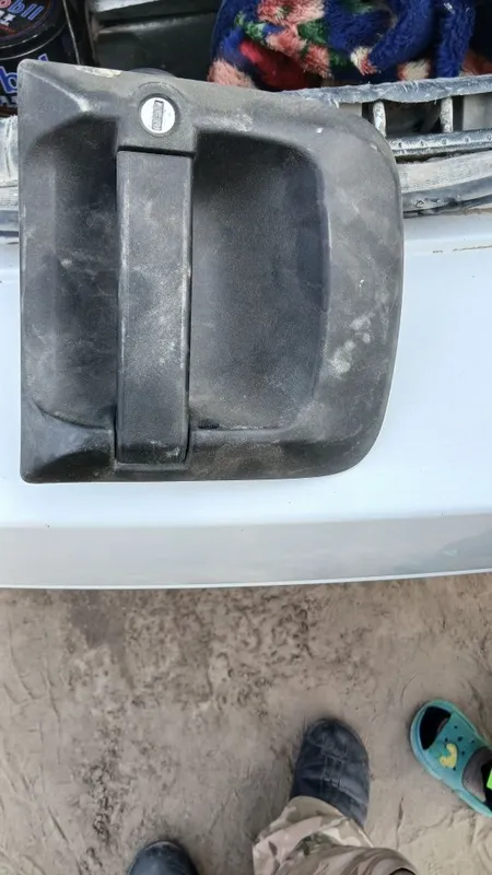 Man TGS ni oʻng taraf ruchkasi sotiladi