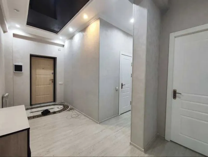 Shoshilinch ijaraga beriladi 2 xonali Korasaroy Almazar siti *N 6